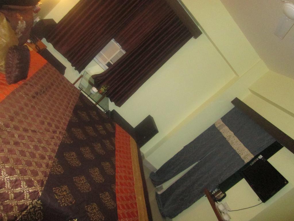 Hotel Nalanda Regency Rajgir Room photo